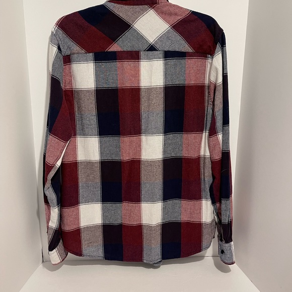Coastal Button Down Plaid Flannel Shirt Men’s size L, Long sleeve, Red/Blue - Picture 8 of 8